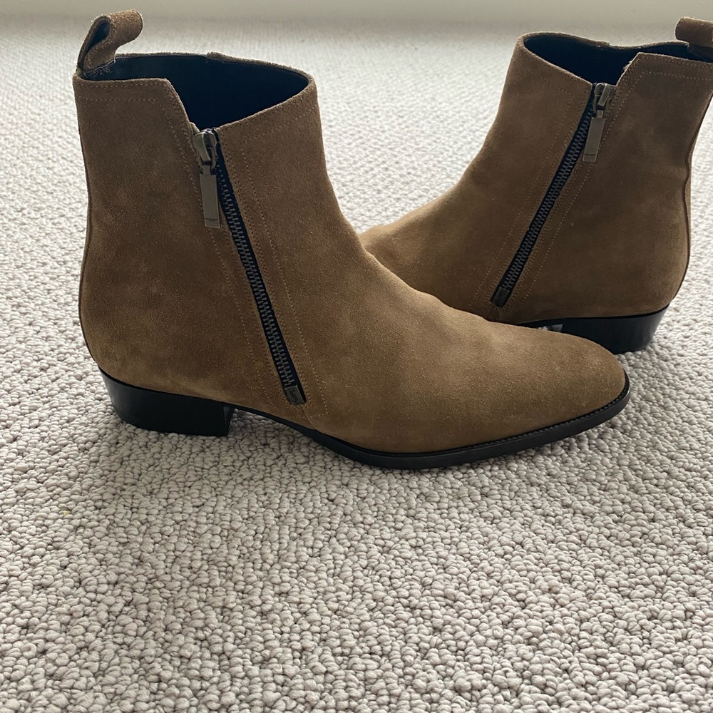 Saint Laurent Wyatt Zip Sigaro Tan Beige Suede YSL Logo Boots Sz 43 10 $1045